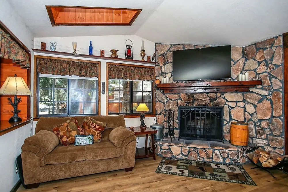 Goldilocks Getaway-1828 by Big Bear Vacations