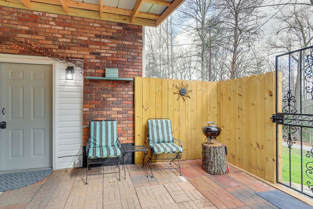 Escape to Nature! Cozy Blue Ridge Mtn Retreat