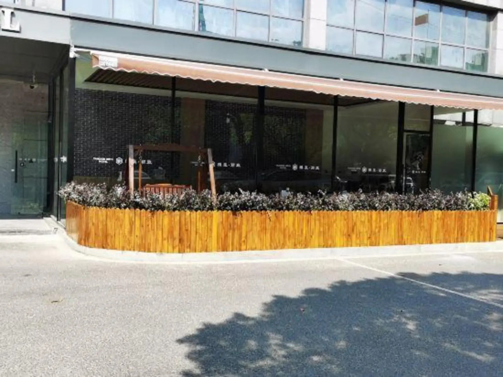 YahaoZhenxuan Hotel (ZhangJiaGang Shopping Park Branch)