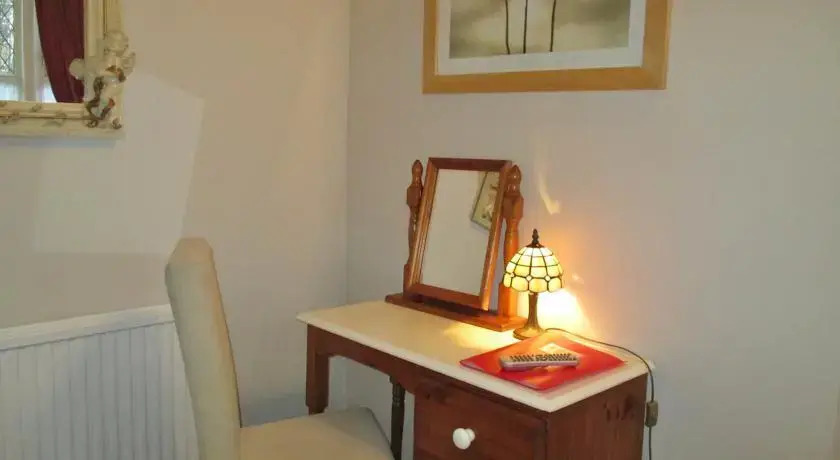 Kenwood Guest House — ОТЕЛЬ ЗАКРЫТ