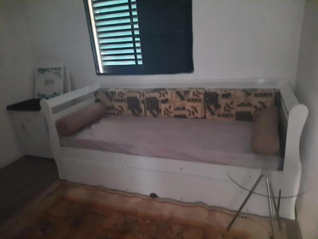 Charmosa casa em condominio com quintal