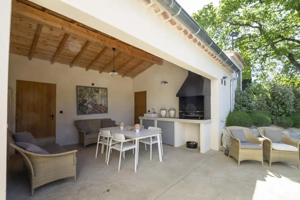 Villa Tica