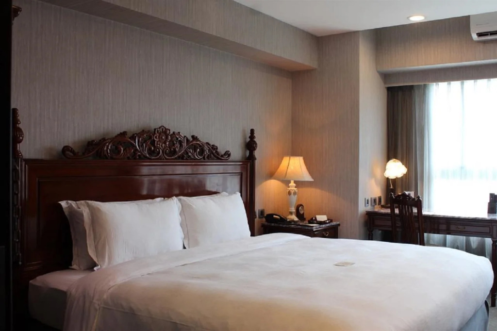 Royal Seasons Hotel Taichung Zhongkang