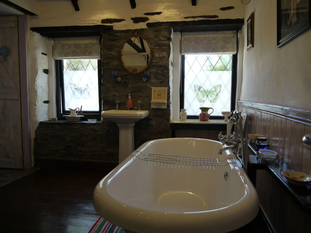 The Old Tea Shop