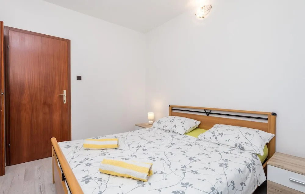 Beautiful Home in Senj With Wifi and 3 Bedrooms