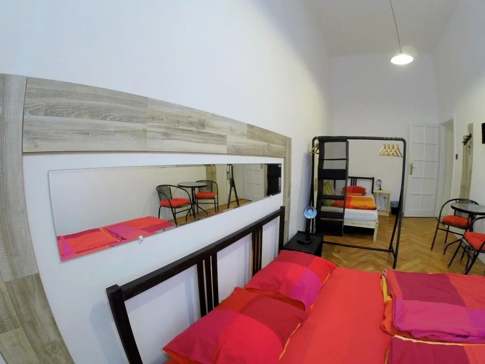 Friends Hostel & Apartments