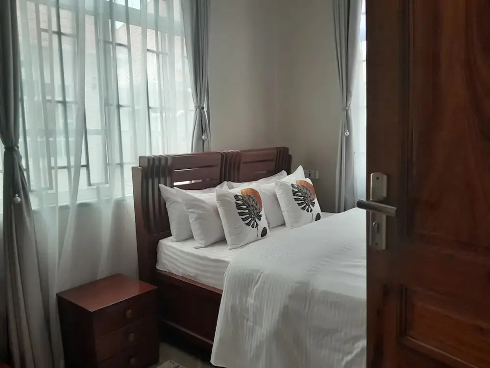Villa Home Hotel & Apartment