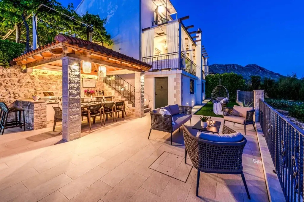 House of Views