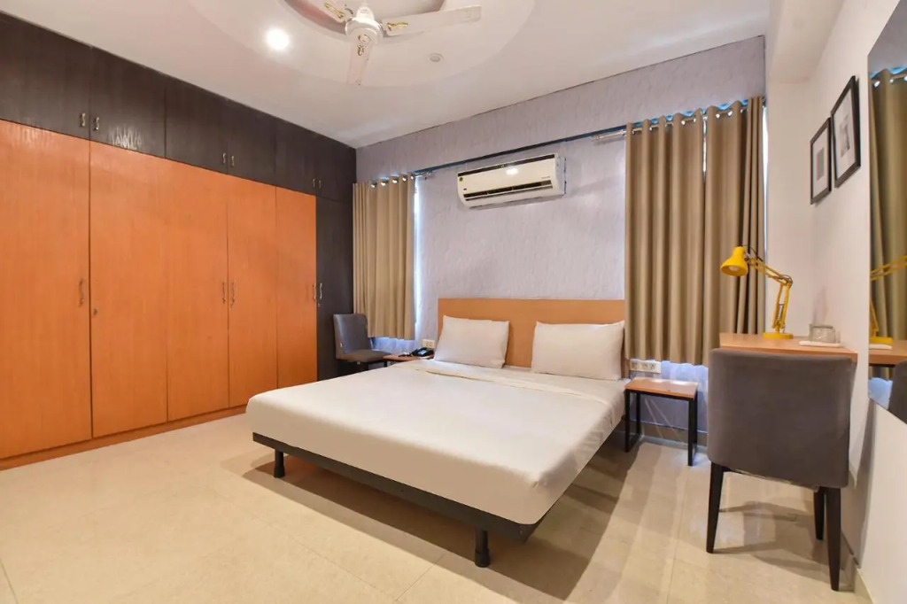 FabHotel Rushank Residency
