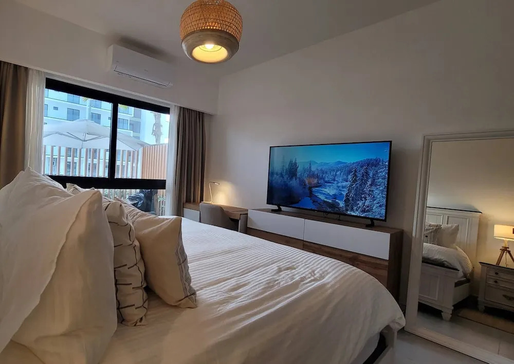 New Exclusive 1BR Condo Capcana With Terrace