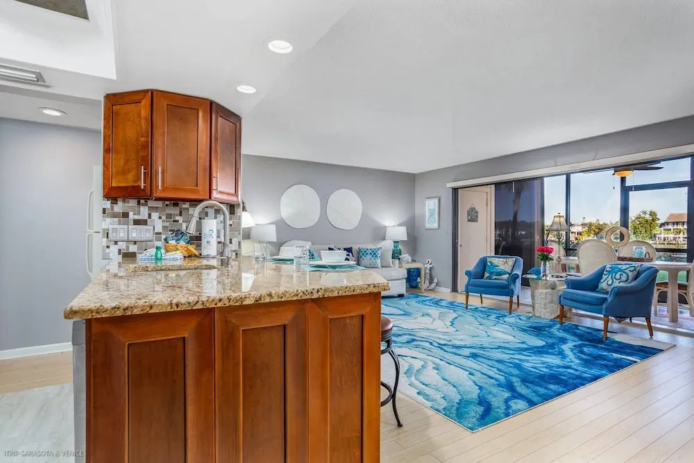 Midnight Cove II Bldg 1, 1st Fl on the Bay