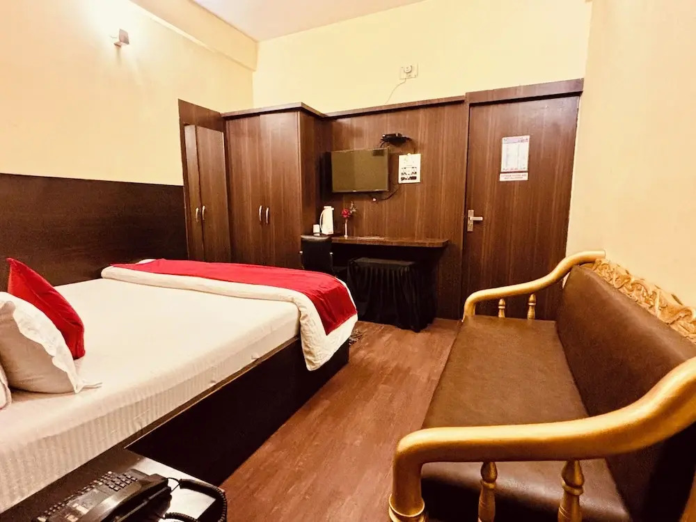 Hotel Holideiinn