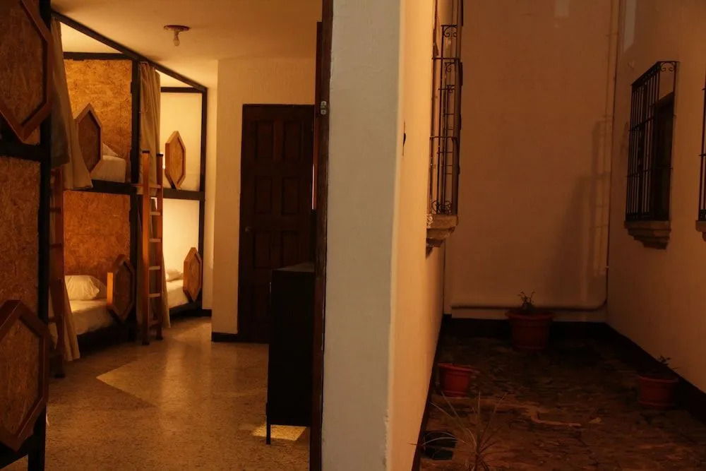 Panal Hostel and Studio Apartments