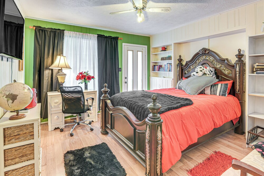 Shop, Dine & Explore: Home 3 Mi to NRG Stadium