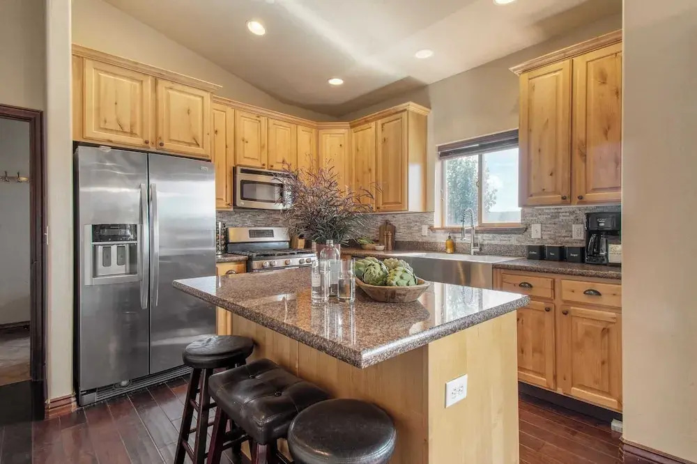 Lucky Bill by Avantstay Lake Views, 15mins to Park City Mtn