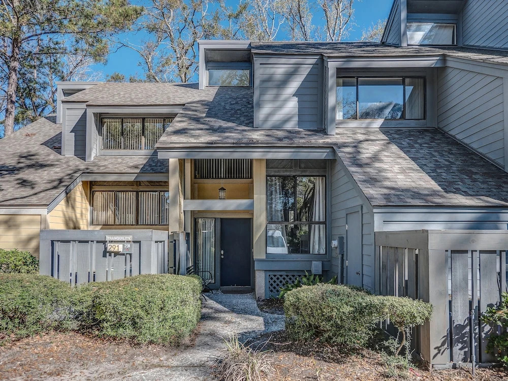 Turnberry Village 241