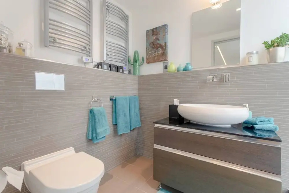 2 Bedroom Penthouse Apartment in Pimlico