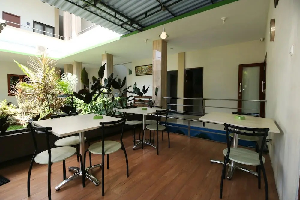 Airy Terminal Tirtonadi Setiabudi 45 Solo