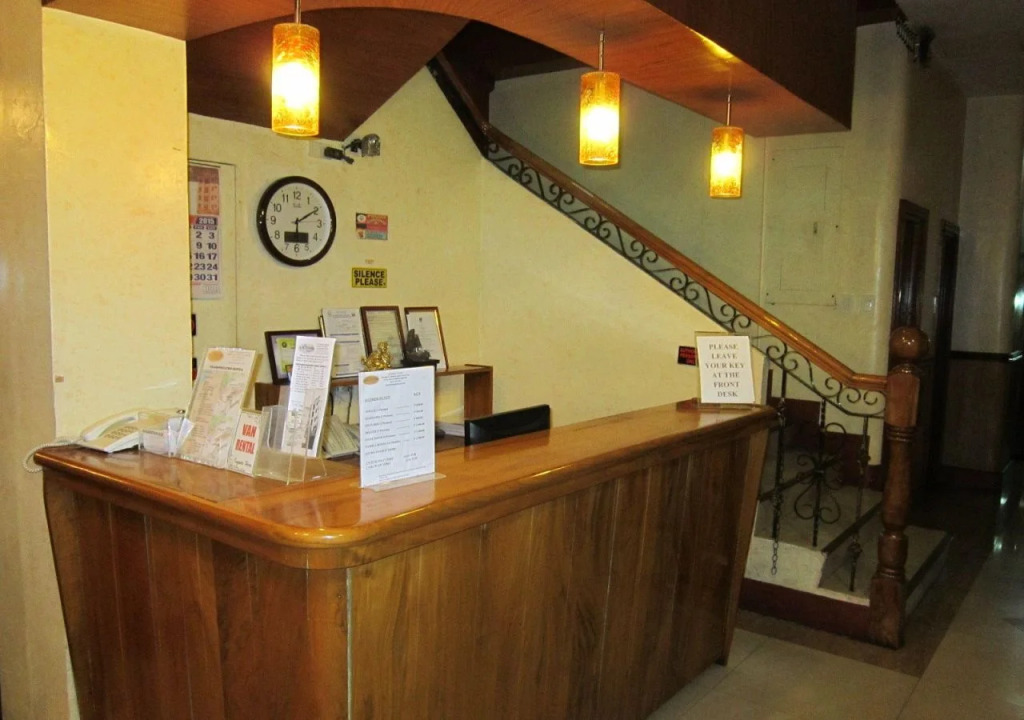 Victoria Suites