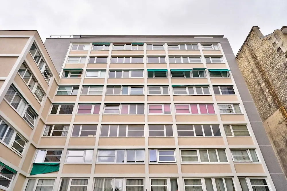 Charming 3 Room Apartment - Paris