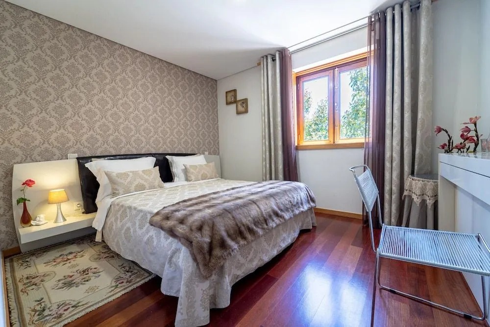 Villa com Piscina Braga by Izibookings