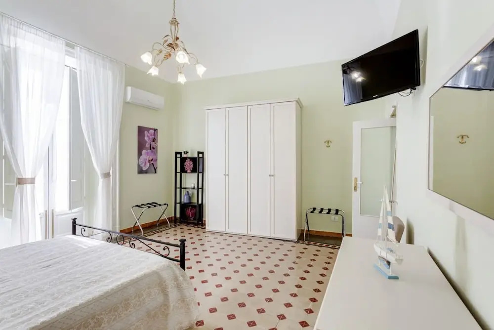 Catania Central Apartment with Terrace