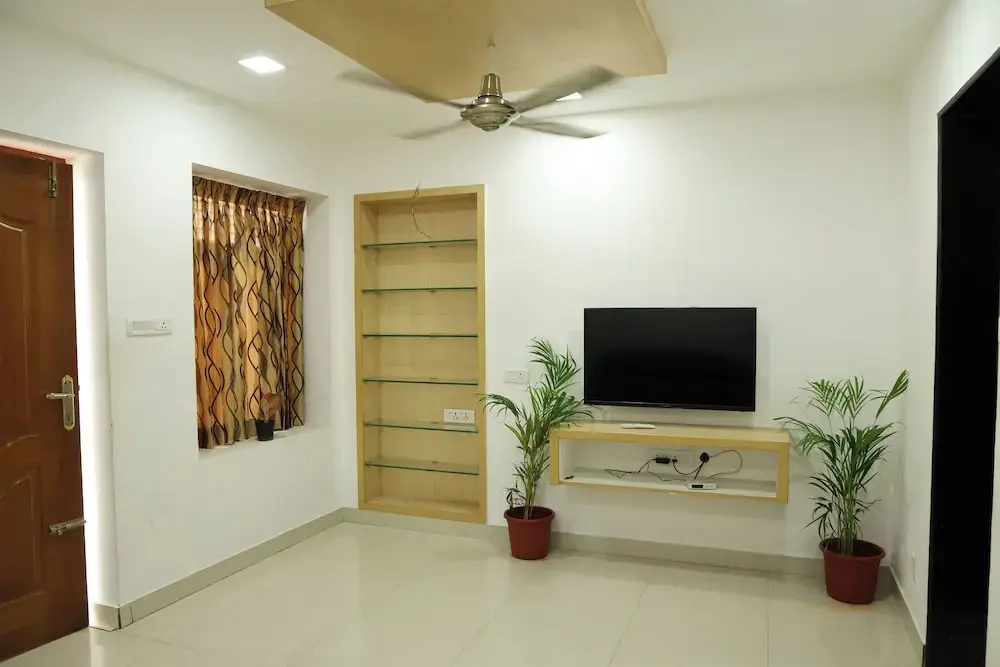 Aaru Residency