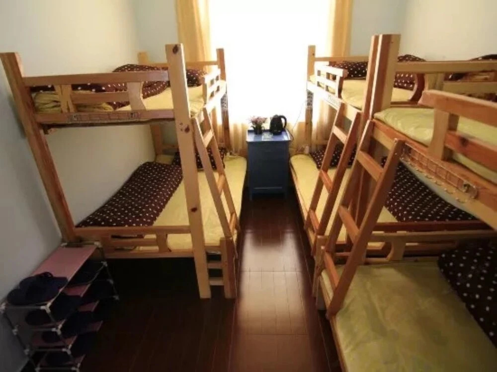 Yitravel Hostel