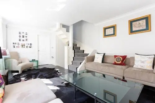 Stanhope Mews West II by Onefinestay
