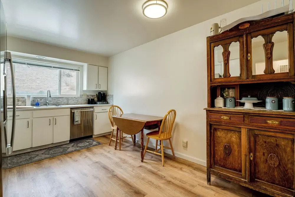 2 Mi to Dtwn Reno & Unr: City-view Townhome!