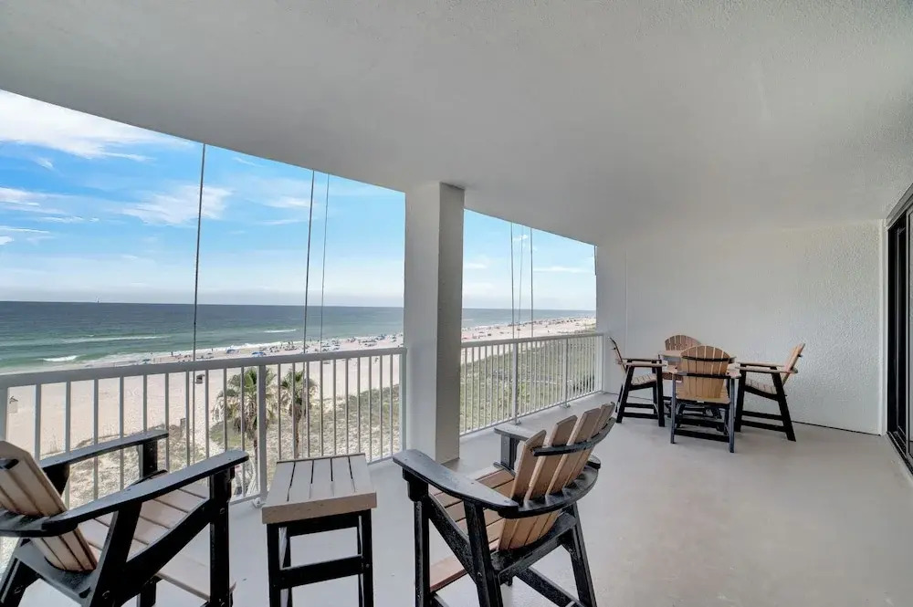 Summer House 504b