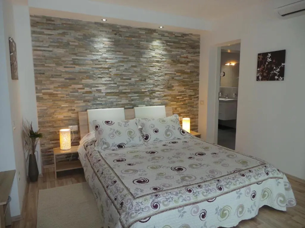 Apartments Figarola