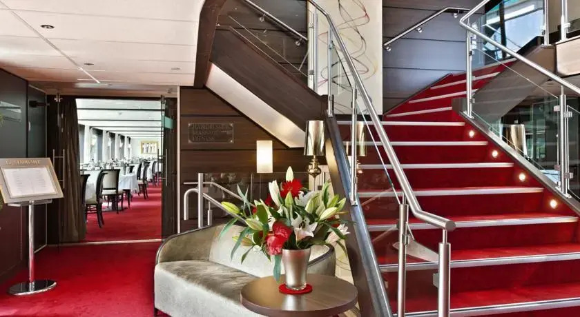 Regis Hotelschiff 4* Düsseldorf