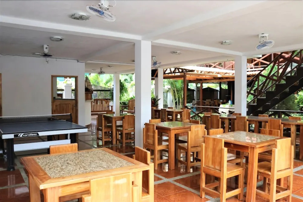 HOTEL BAHÍA PINORROA