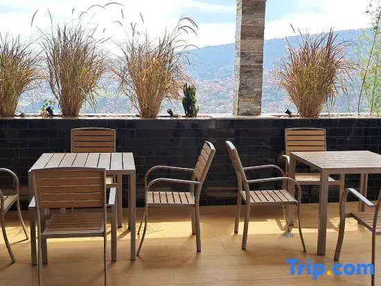 JAMOS Guest House