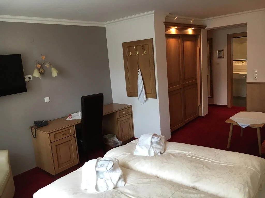 Hotel Acerina Superior