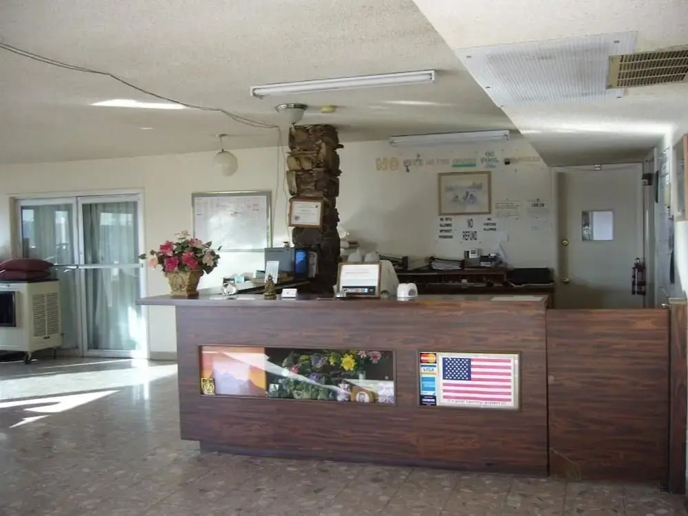 Royal Motor Inn