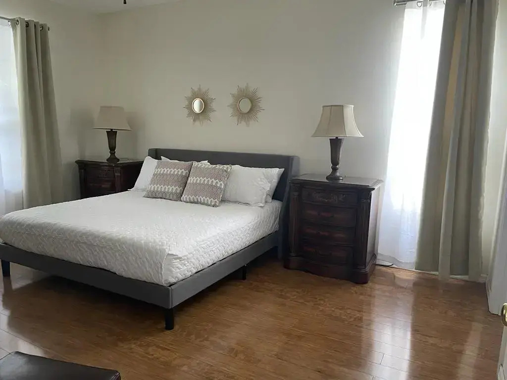 Emerald Island Resort : Pool & Games Room  : LK51, Kissimmee, US