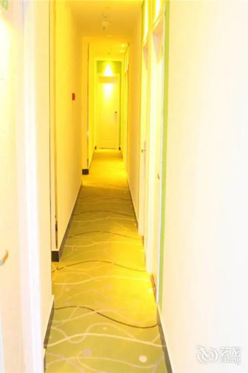 Xinyang Times Inn