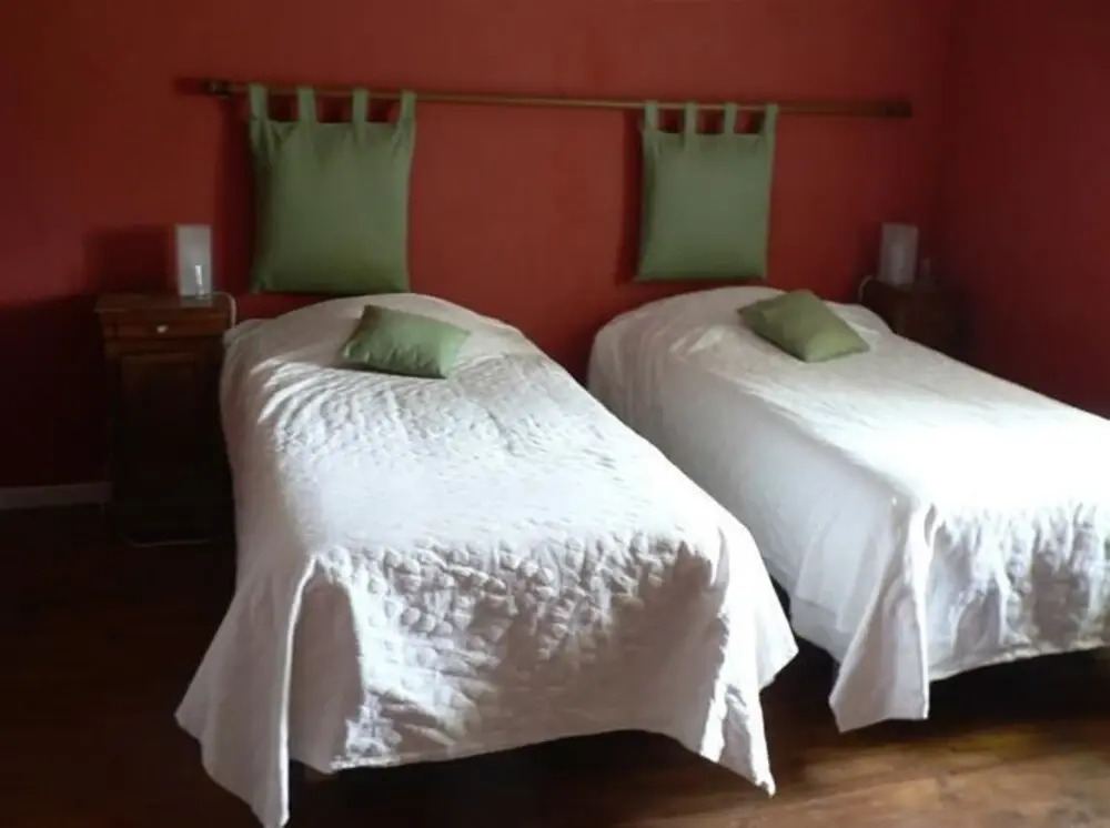 Chambres dHôtes et Gîtes du Château de Clauzuroux