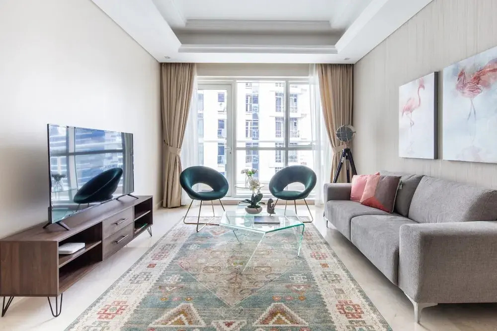 Rich & Vibrant 2BR With Study in Downtown Dubai