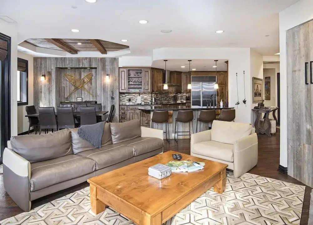 26 Avondale Lane. 3 Bedroom Condo by RedAwning
