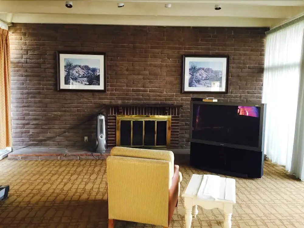 Palm Shadow Inn