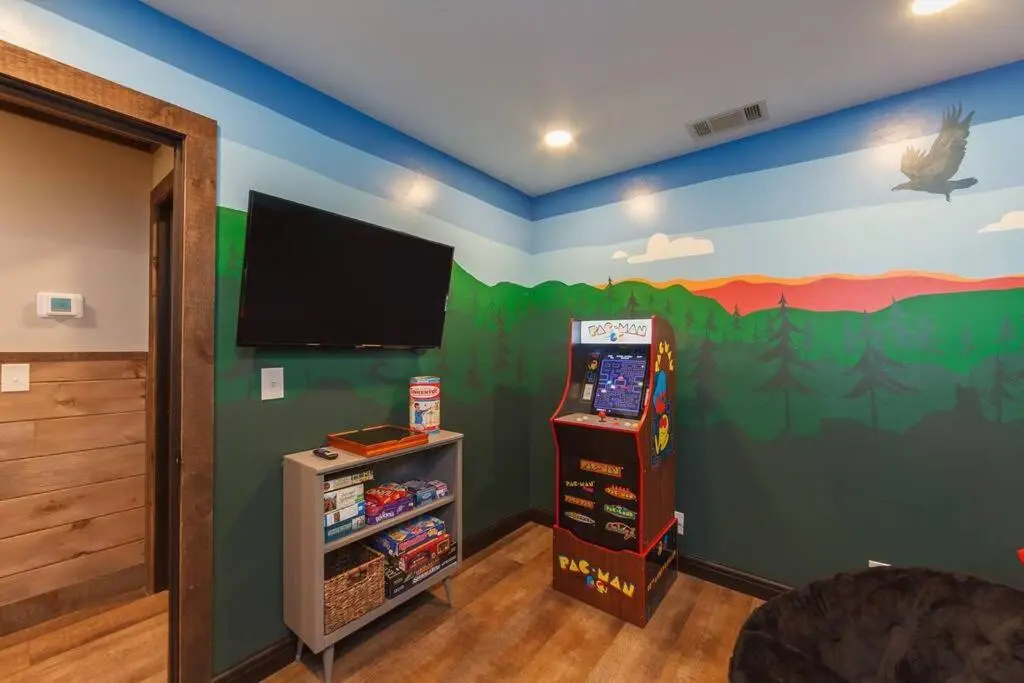 New Smoky Reno - Indoor pool - Arcade - Theater - Sleeps 12