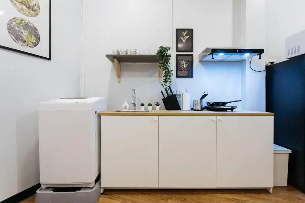 U3 Large 2 Bedroom Full Kitchen Near BTS Udomsuk