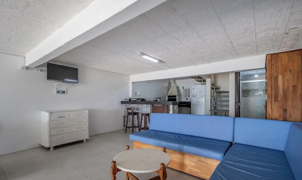 3BR Beachfront House w/ BBQ Apc2200