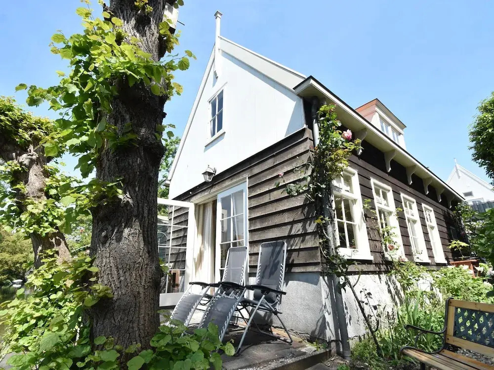 Serene Getaway in Edam
