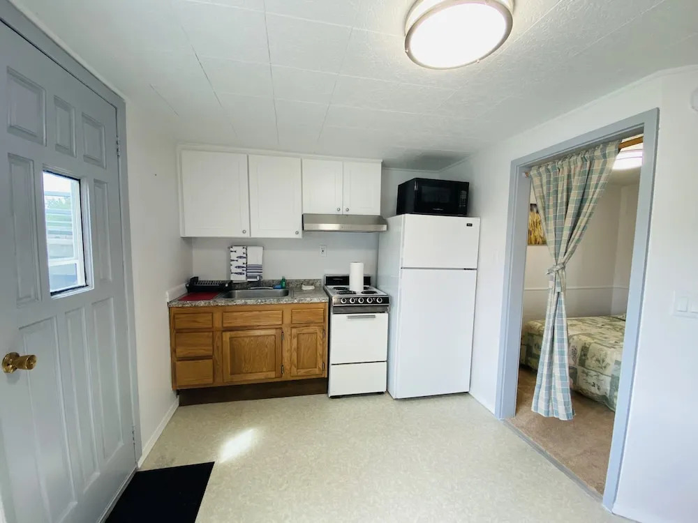 Raines Resort Cabins & RV