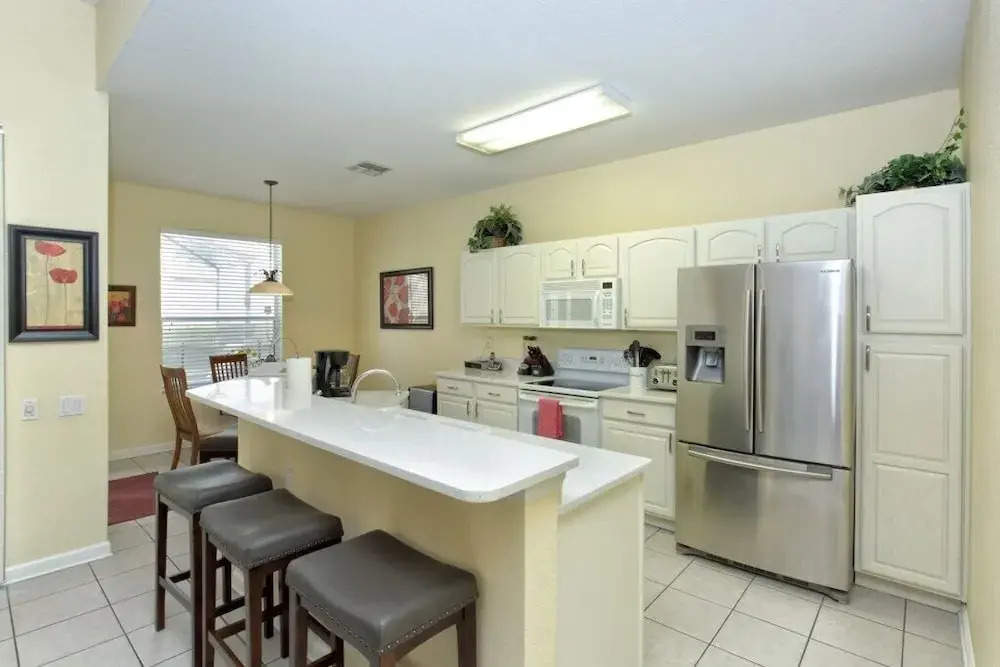Deluxe Spacious Resort Home Close to Disney