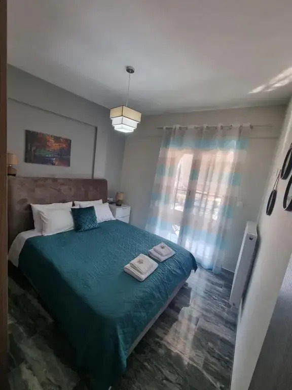 Stergiou Room 2
